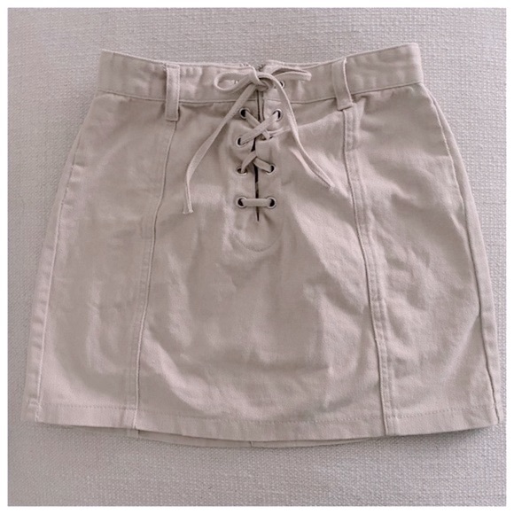 LAST CHANCE Forever21 Lace-Up Mini Jean Skirt in Beige Sand Khaki - Picture 4 of 8